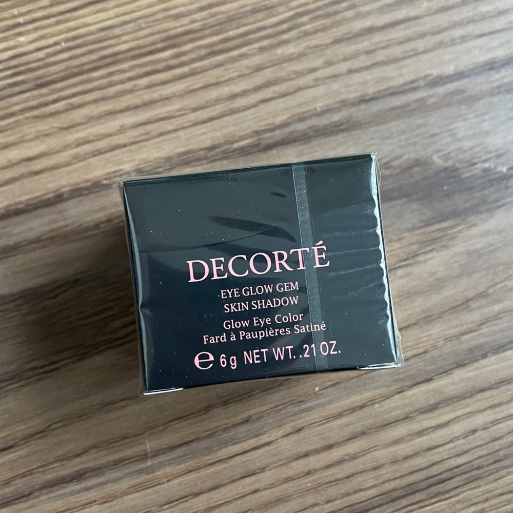 New| DECORTE Eye Glow Gem Skin Shadow